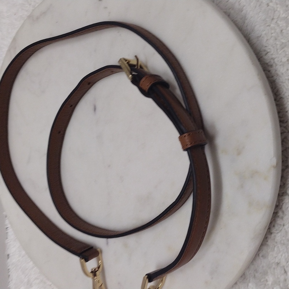 Michael Kors Brown 5 Eyelets Adjustable 38 1/2"- 43 1/4" Long x 5/8" Wide #99-31 - Picture 3 of 16